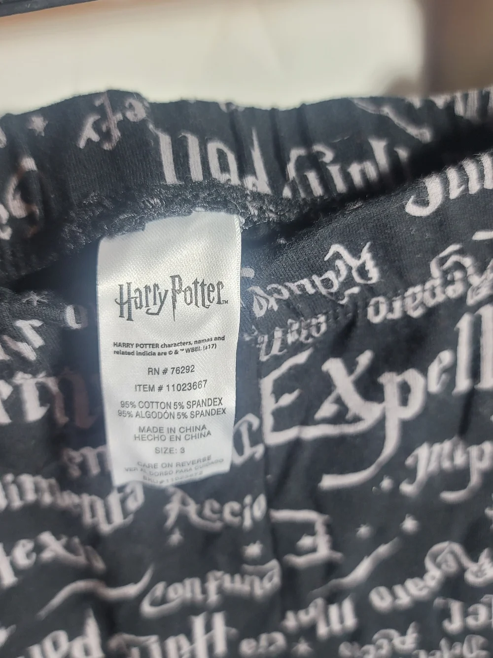Harry Potter Spell Script Leggings - Picture 4 of 4